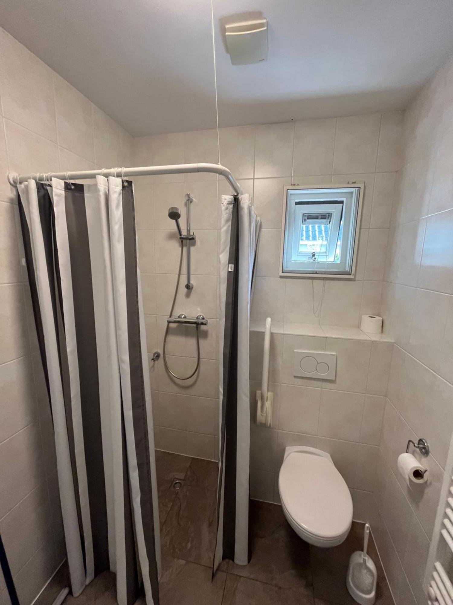 Visserslust - Woonboten & Appartementen Vinkeveen Zewnętrze zdjęcie